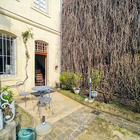 Suite Standing Dans Bel Hotel Particulier Dijon Exterior photo