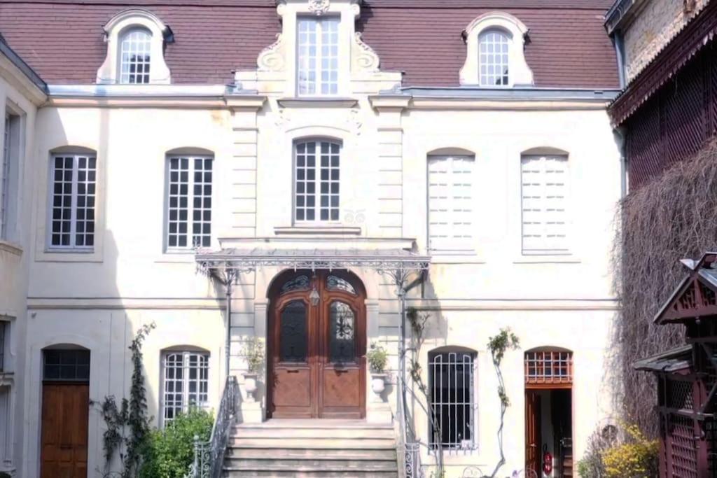 Standing Dans Bel Particulier Apartment